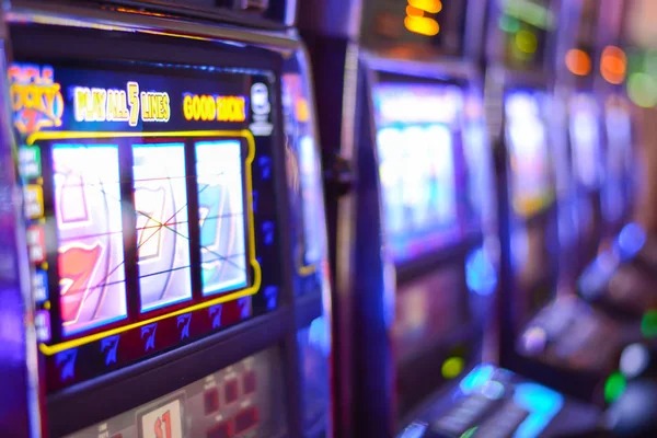 idx slot platform interface showing sportsbook, live dealer, and slots categories
